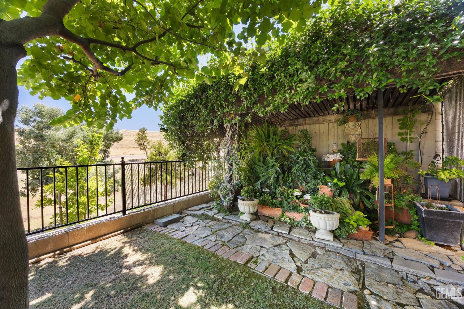 5415 Via Sorrento