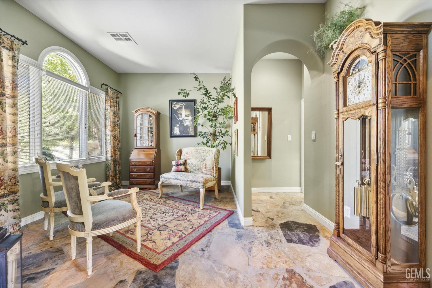 5415 Via Sorrento
