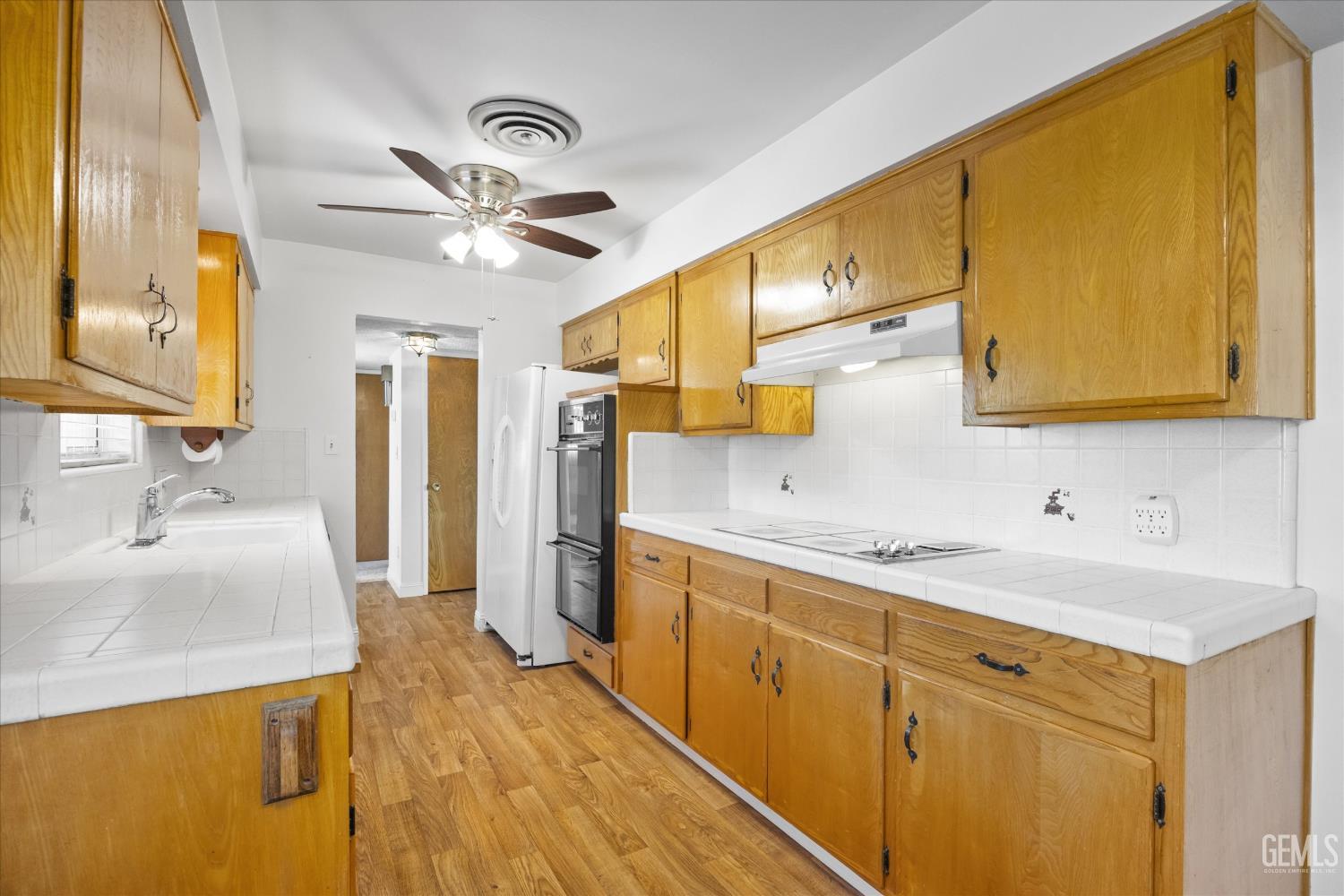 2807 Scott Place