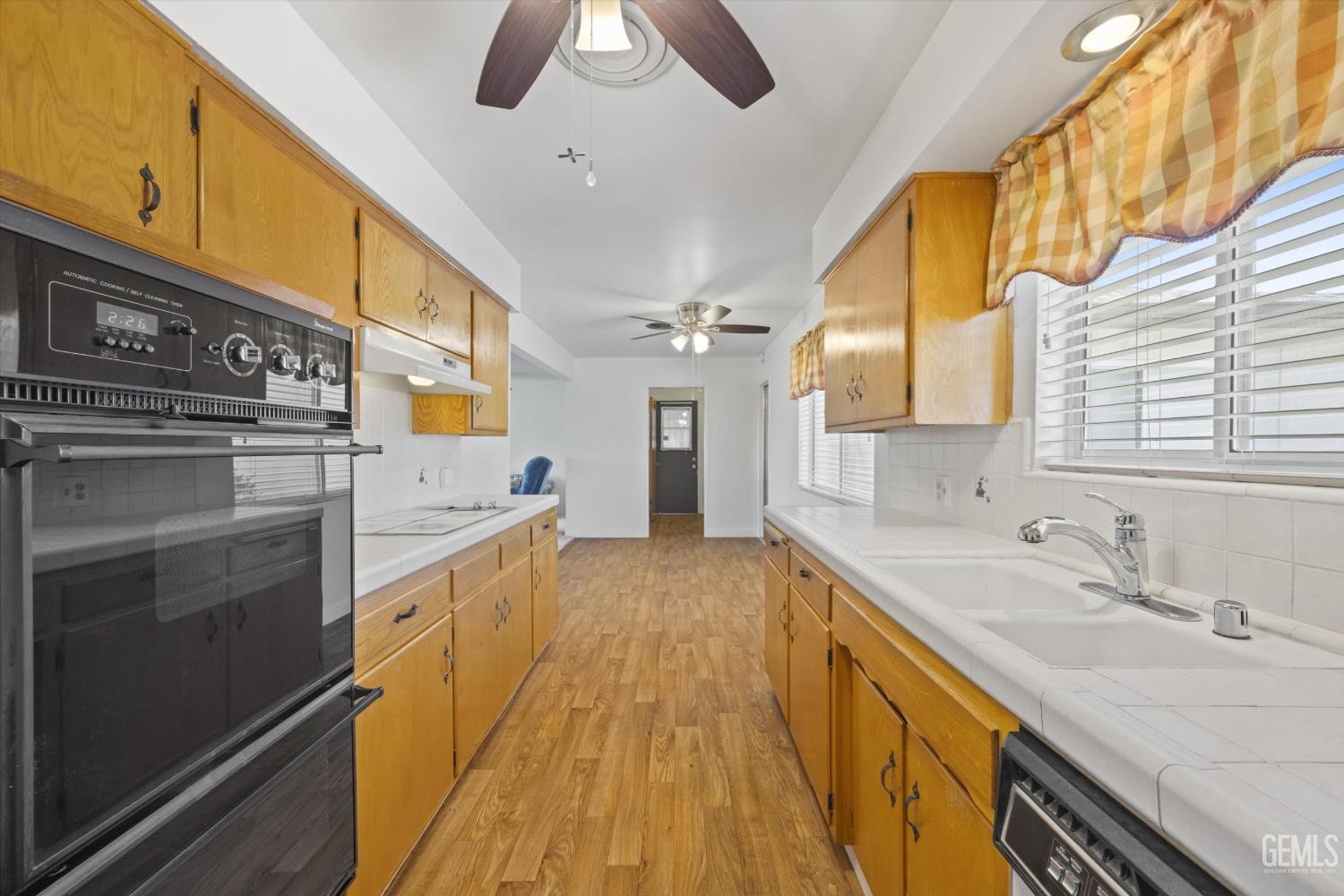 2807 Scott Place