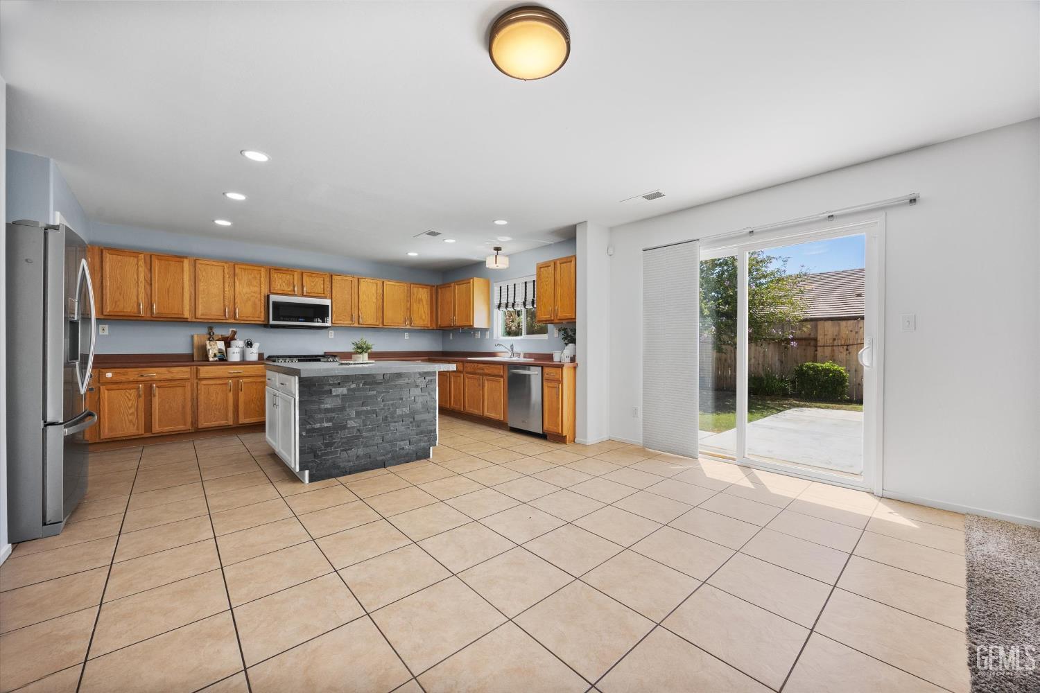 10709 Grand Prairie Drive