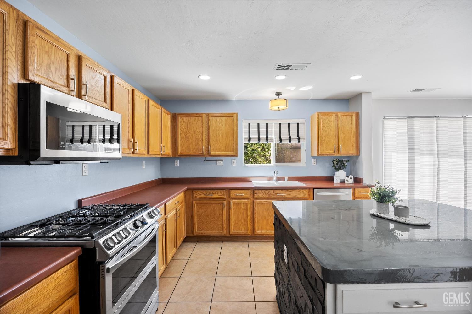 10709 Grand Prairie Drive