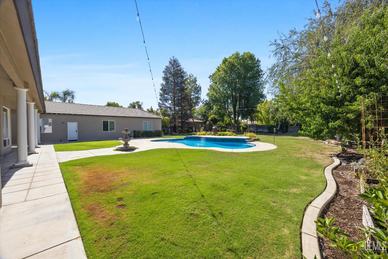 15711 Black Hawk Avenue