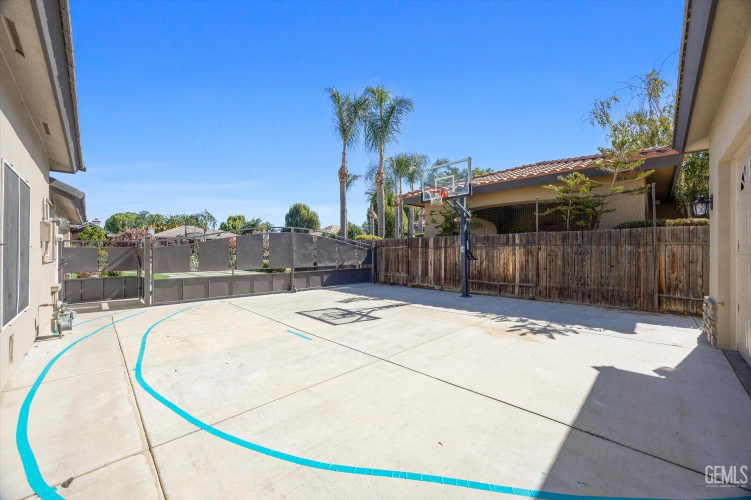 15711 Black Hawk Avenue