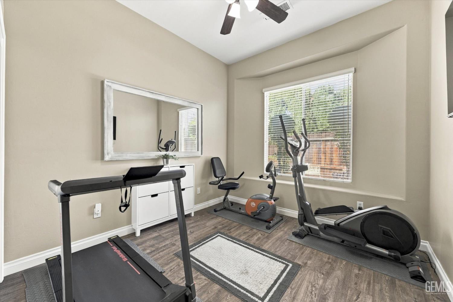 611 Cedar Ridge Drive
