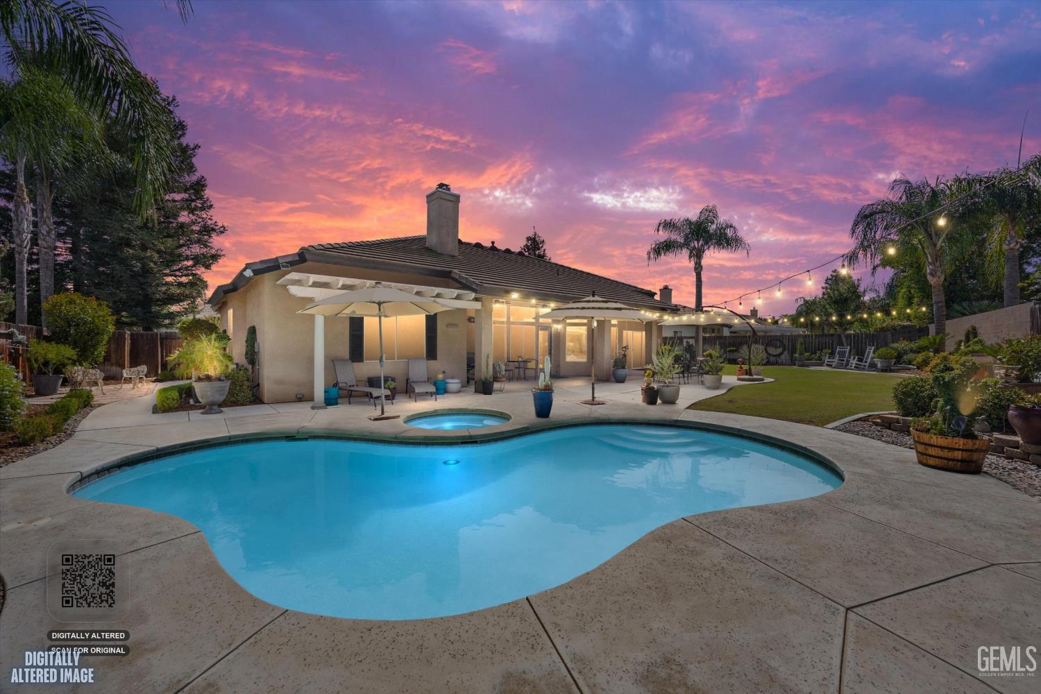 611 Cedar Ridge Drive