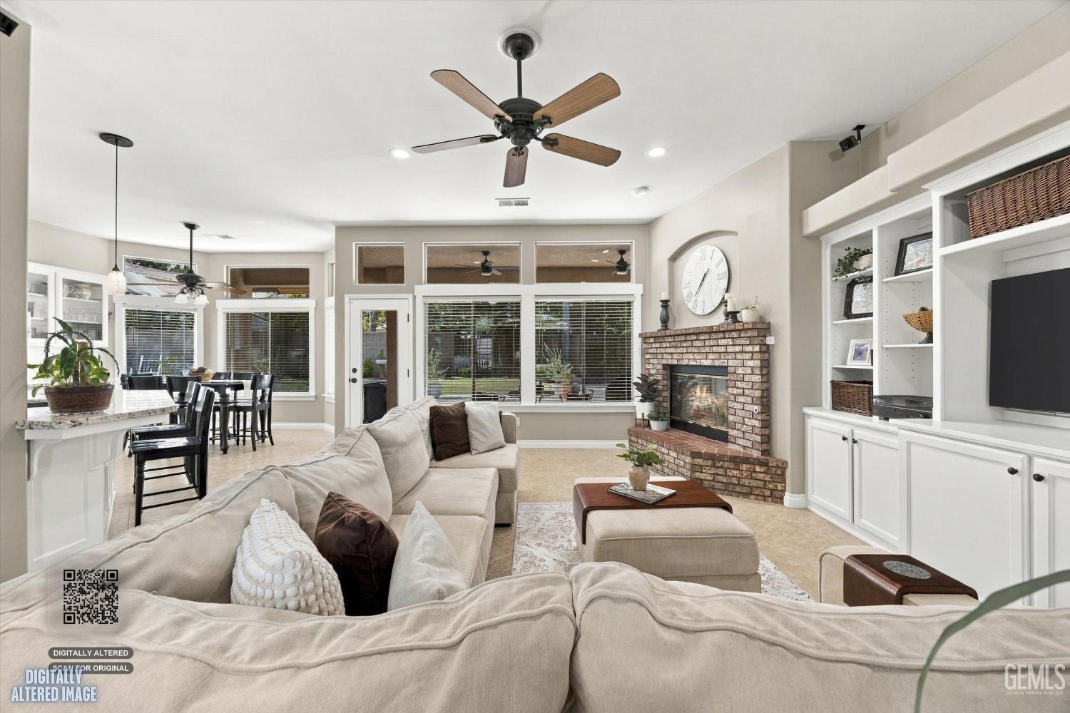 611 Cedar Ridge Drive
