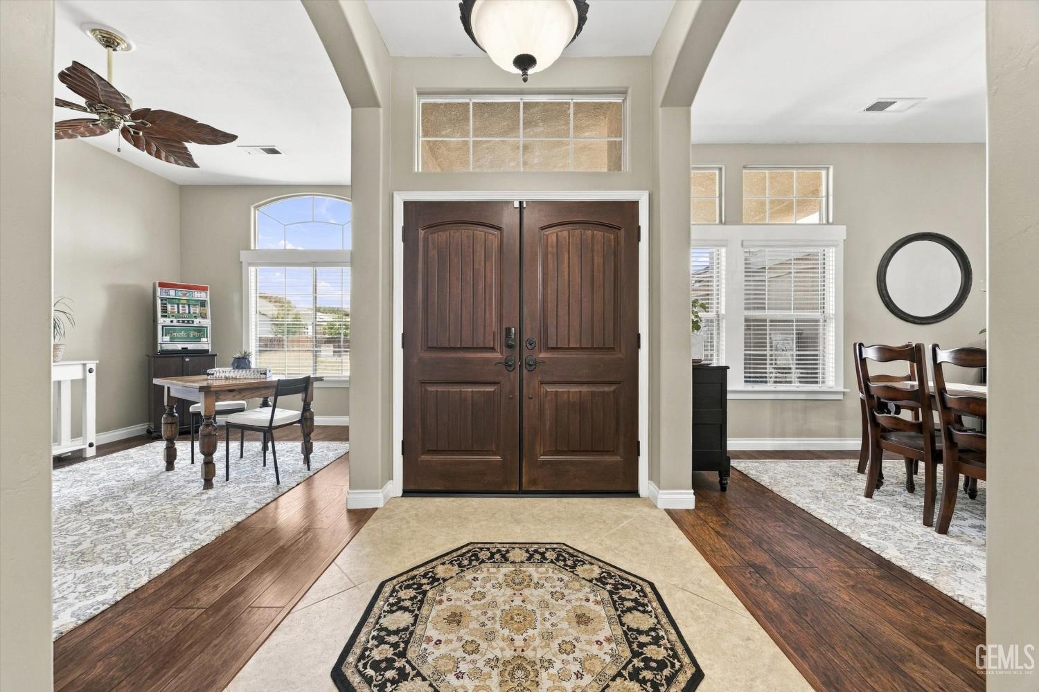 611 Cedar Ridge Drive