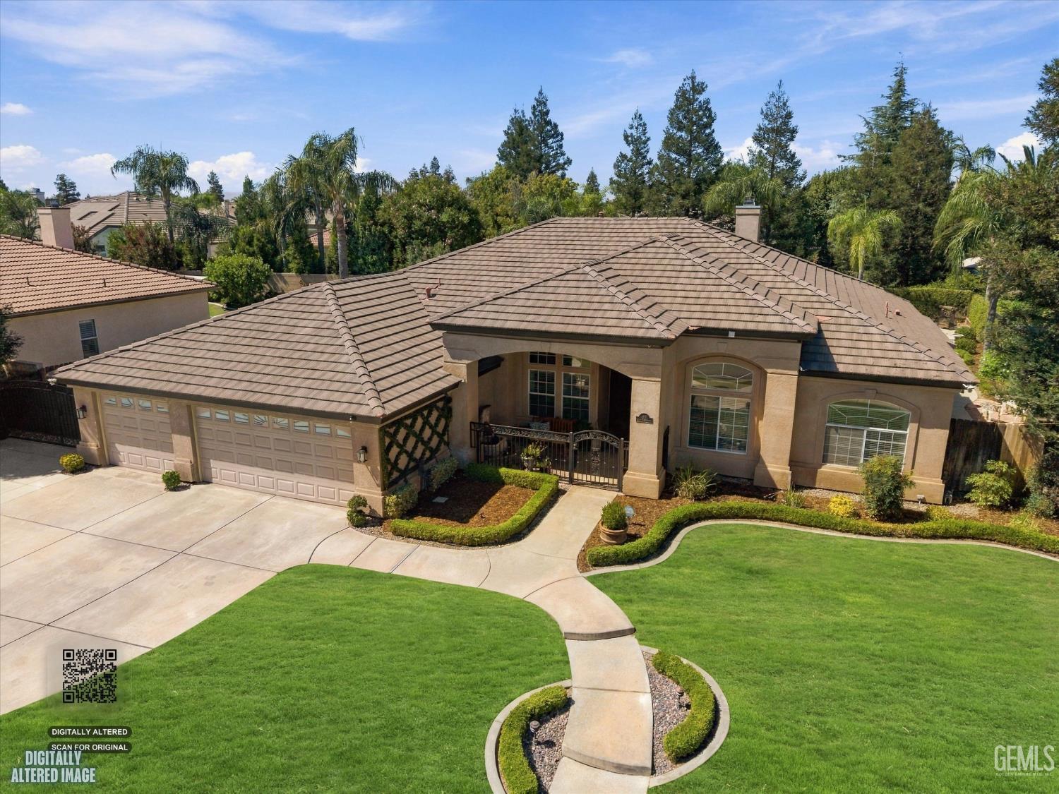 611 Cedar Ridge Drive