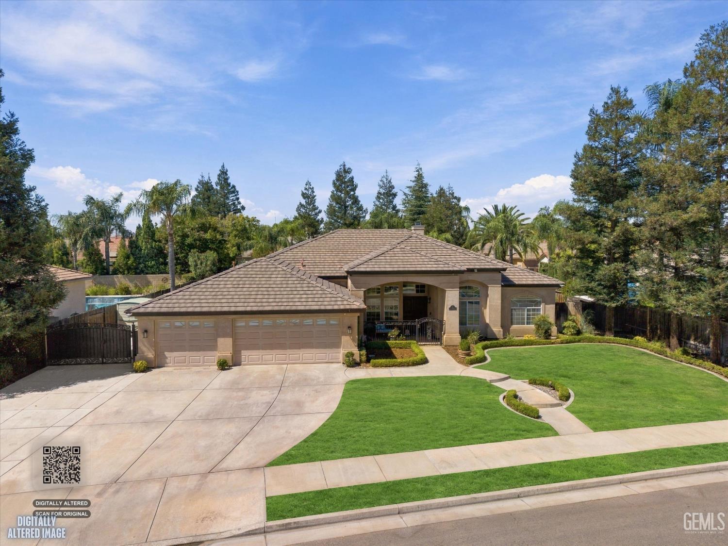 611 Cedar Ridge Drive