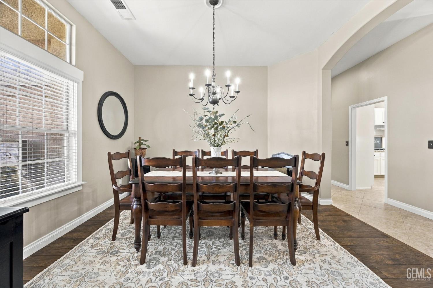611 Cedar Ridge Drive