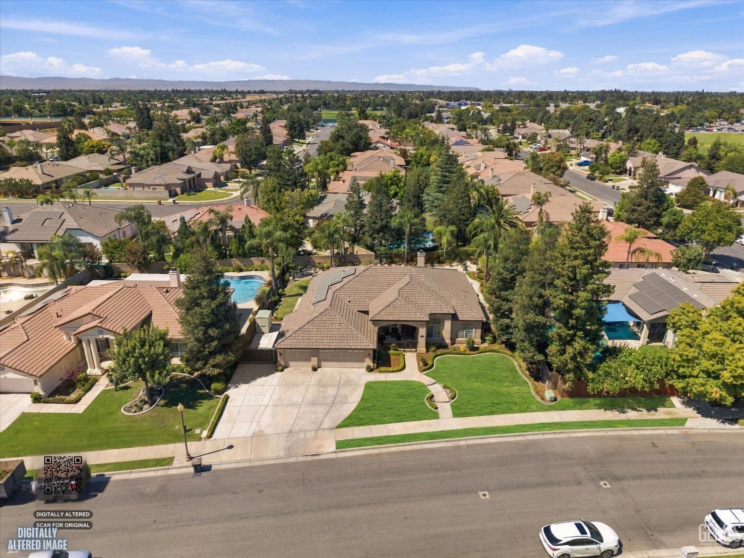 611 Cedar Ridge Drive