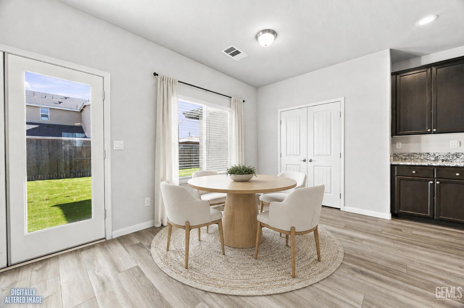 6607 Sunchase Drive
