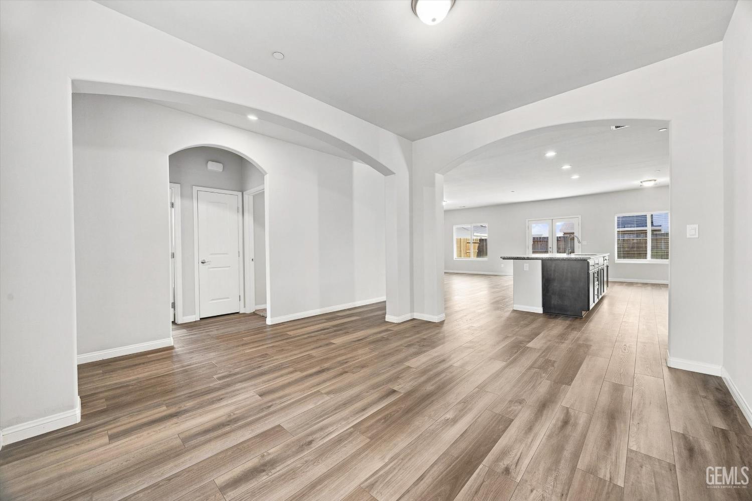 6607 Sunchase Drive