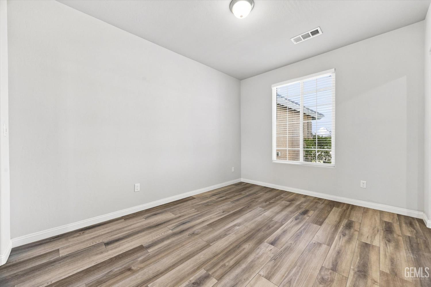 6607 Sunchase Drive