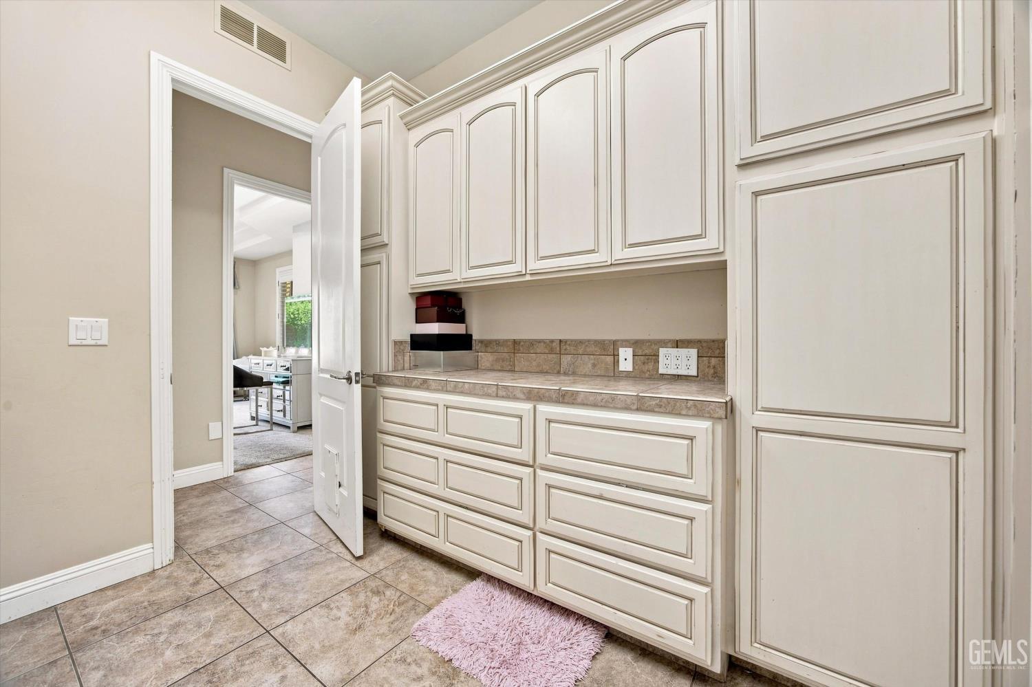 2206 Ribble Valley Drive