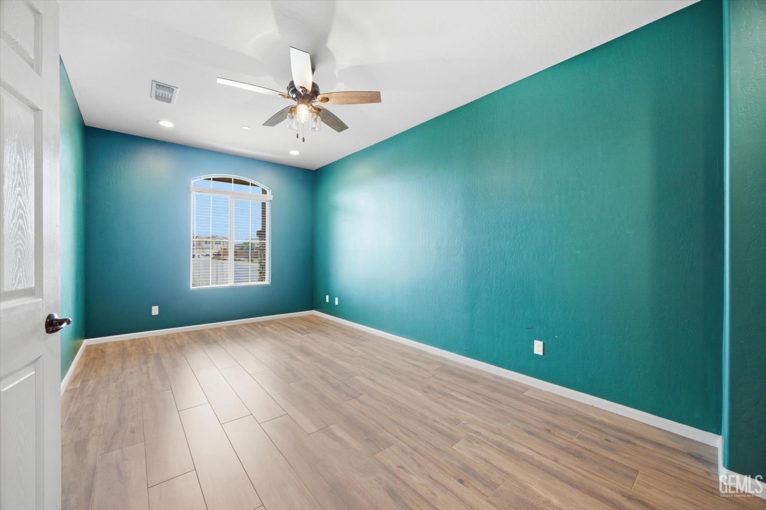 15103 Northampton Avenue