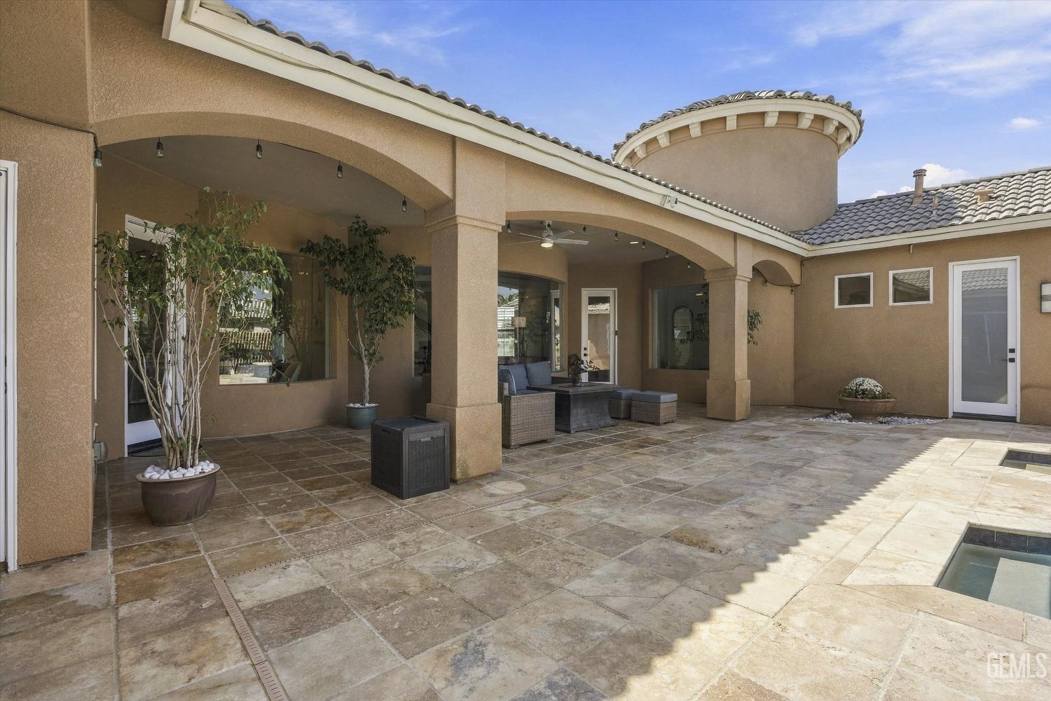 1302 Renoir Avenue