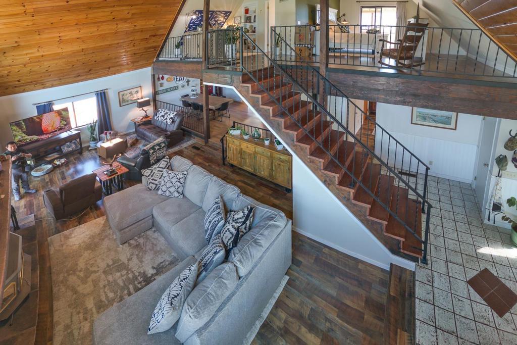 135 Sunny Hills Rd