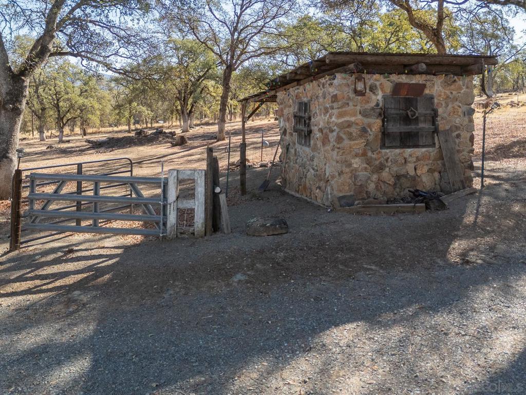 135 Sunny Hills Rd