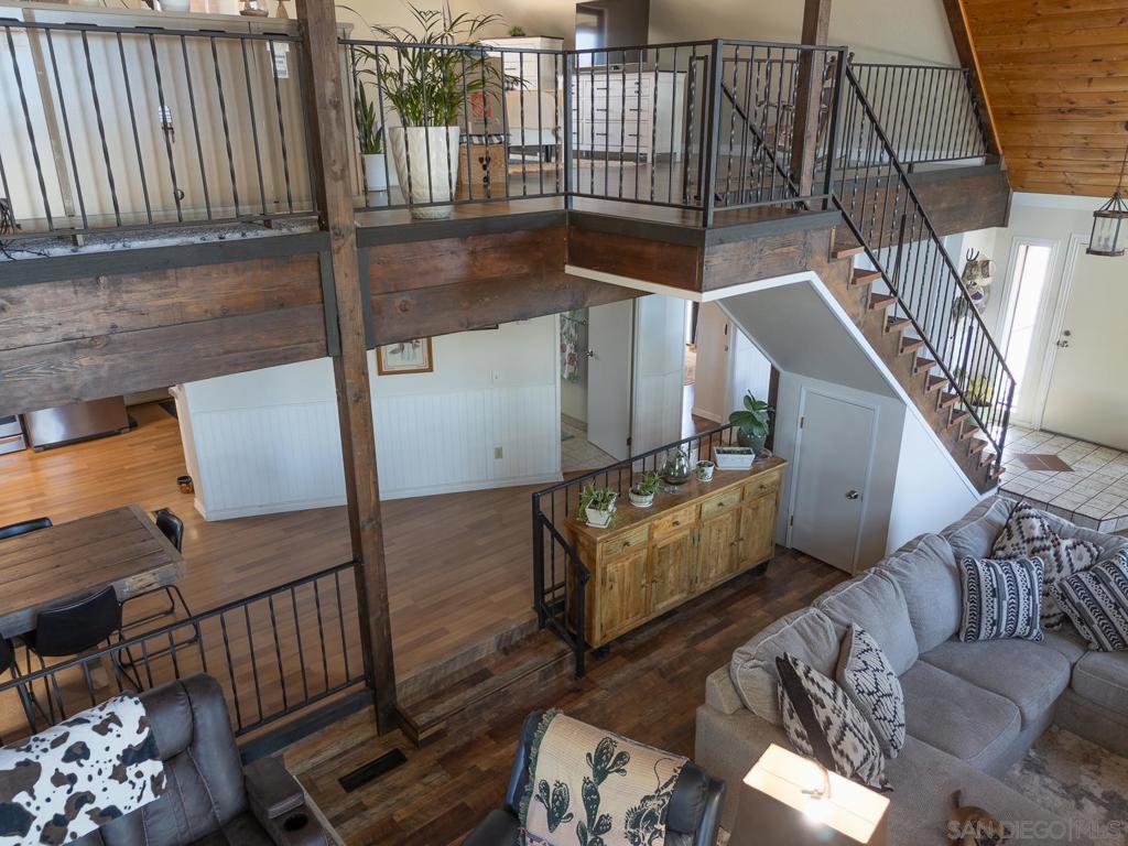 135 Sunny Hills Rd