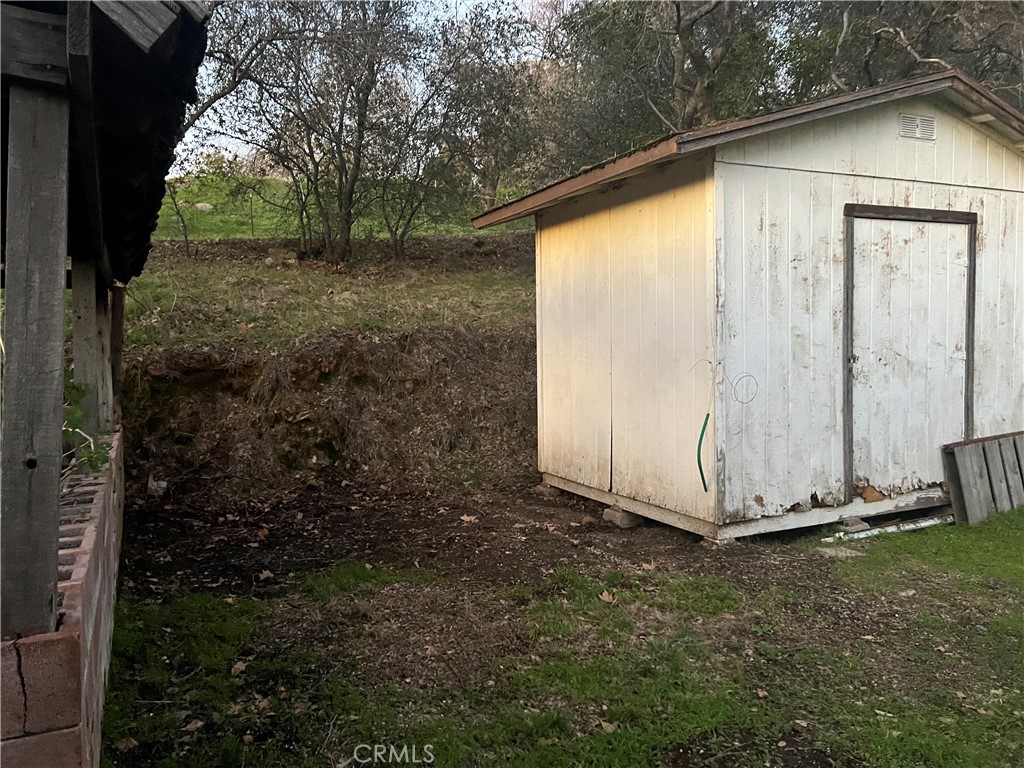 341 Skyline Boulevard