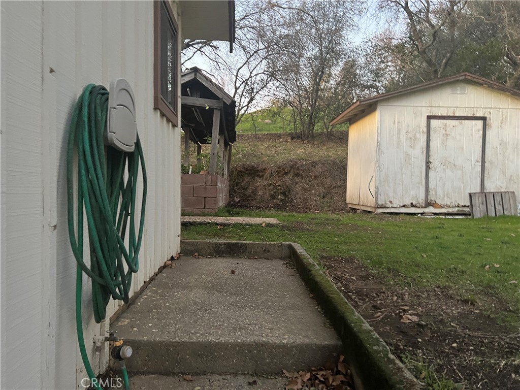 341 Skyline Boulevard