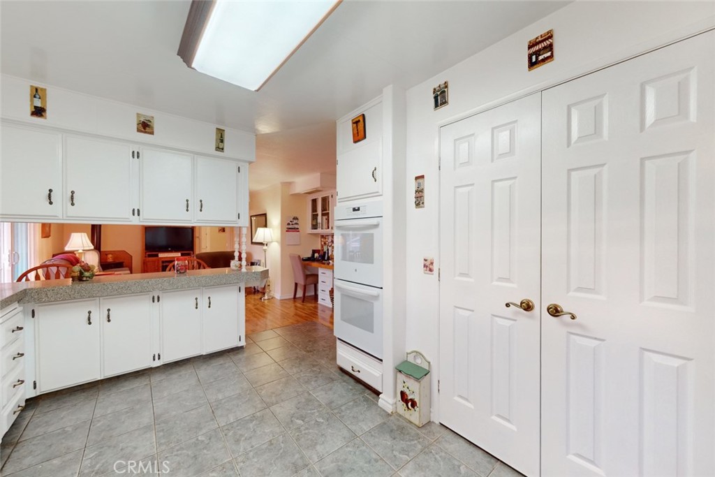 5299 Royal Oaks Drive