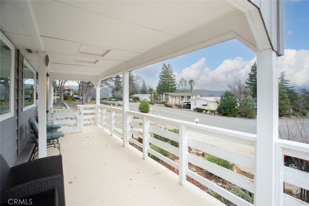 5299 Royal Oaks Drive