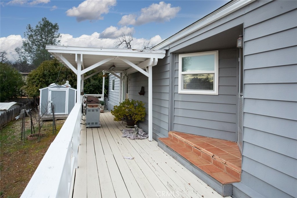 5299 Royal Oaks Drive