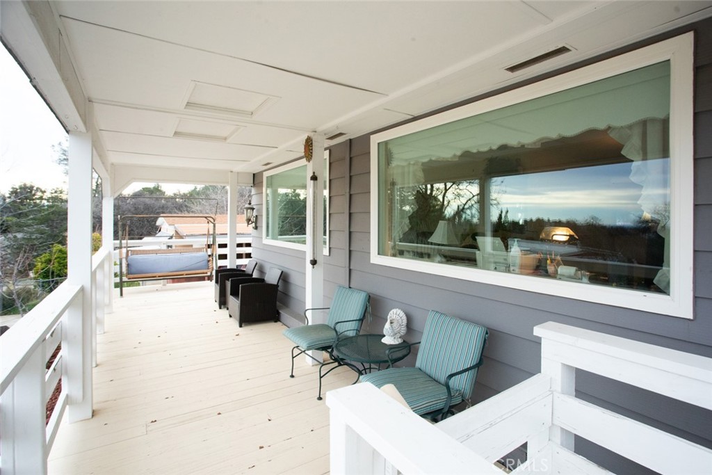 5299 Royal Oaks Drive