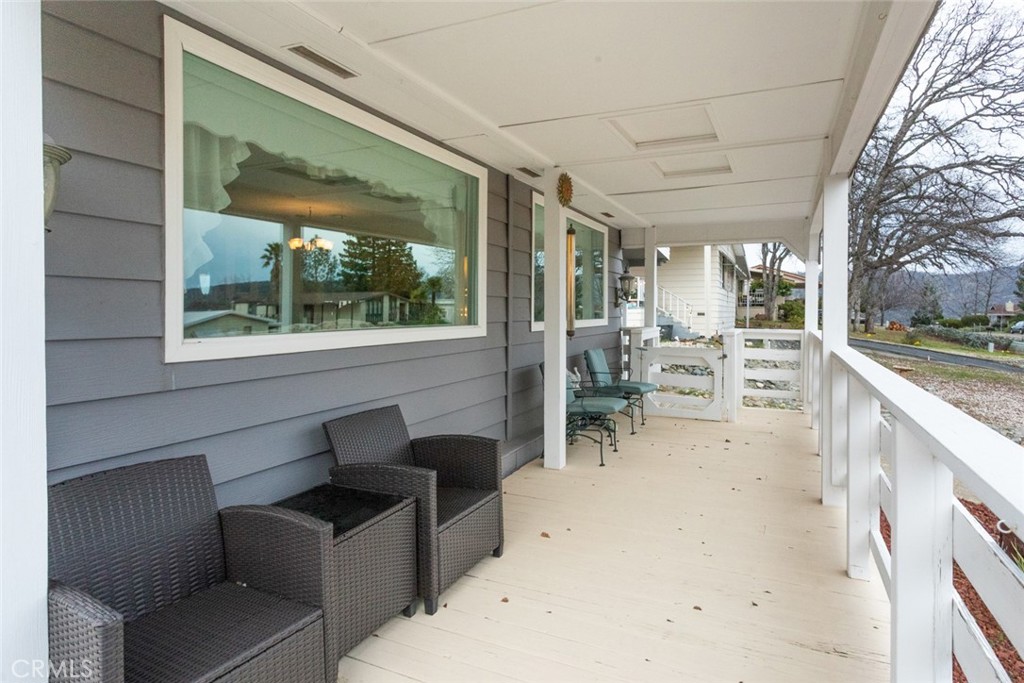 5299 Royal Oaks Drive