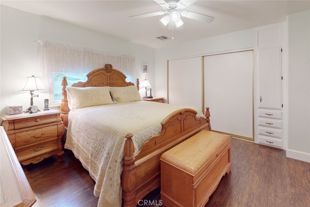 5299 Royal Oaks Drive