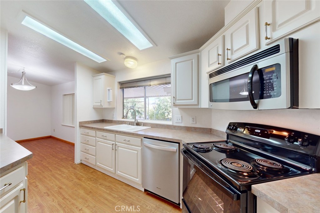 5417 High Rocks Court