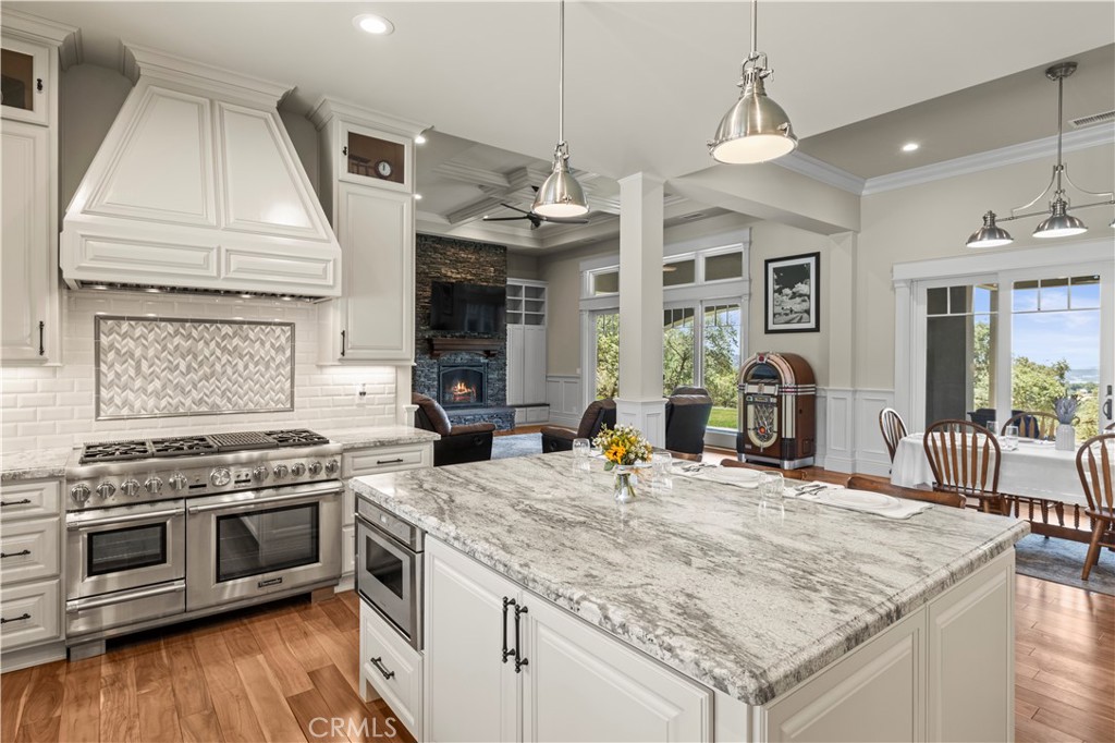 2483 Manhattan Bar Road