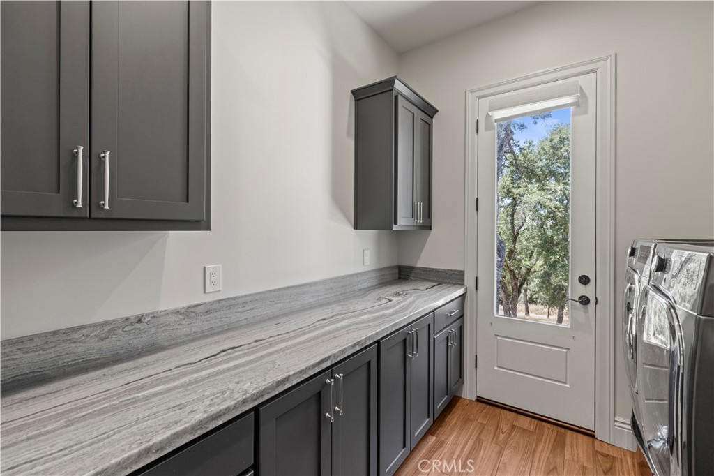 2483 Manhattan Bar Road