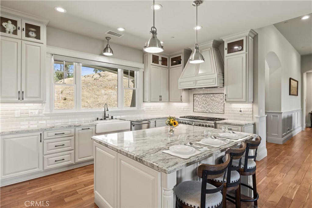 2483 Manhattan Bar Road