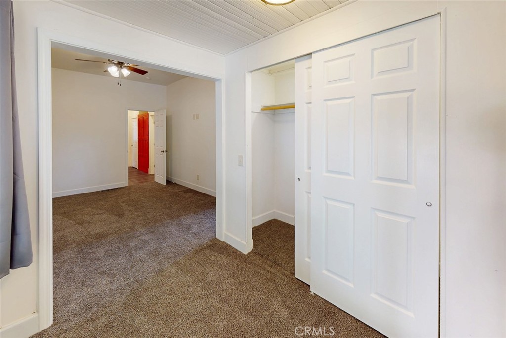 1585 Sycamore