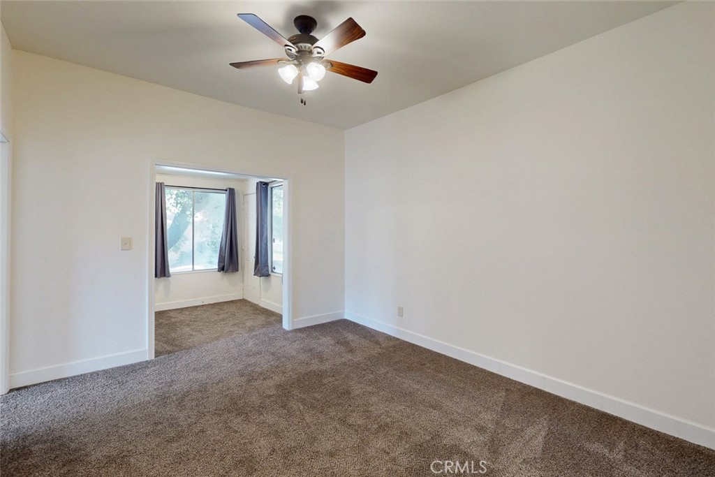 1585 Sycamore
