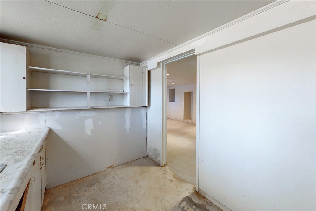 1585 Sycamore