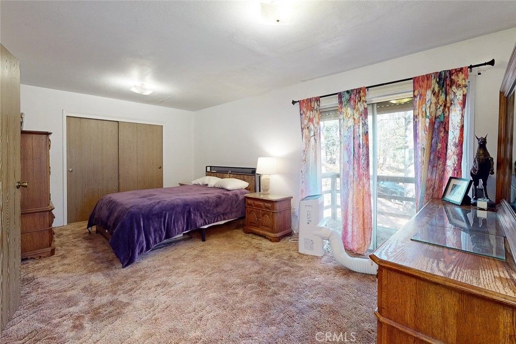 14872 Queenan