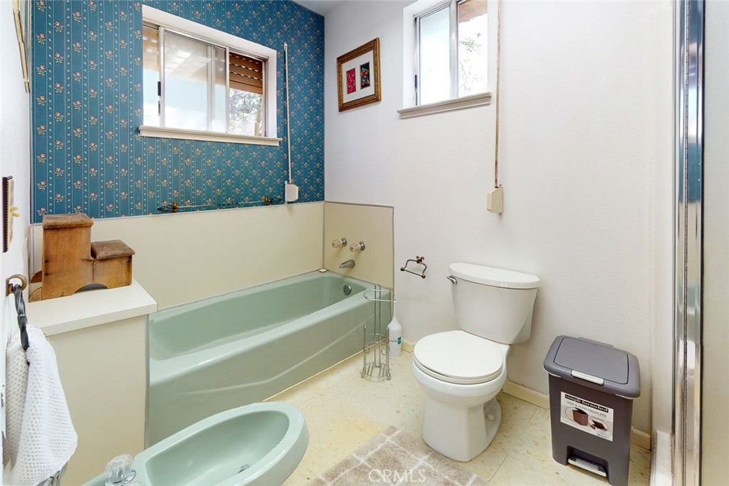 14872 Queenan
