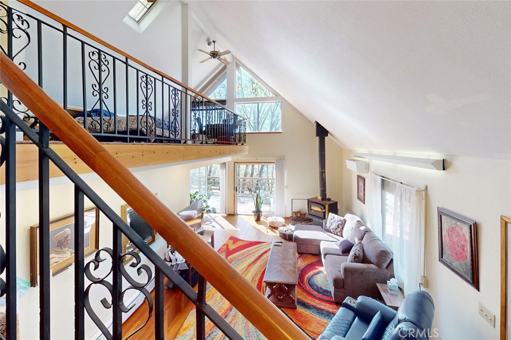 14872 Queenan