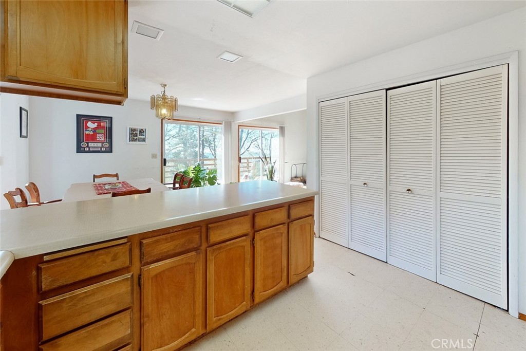 14872 Queenan