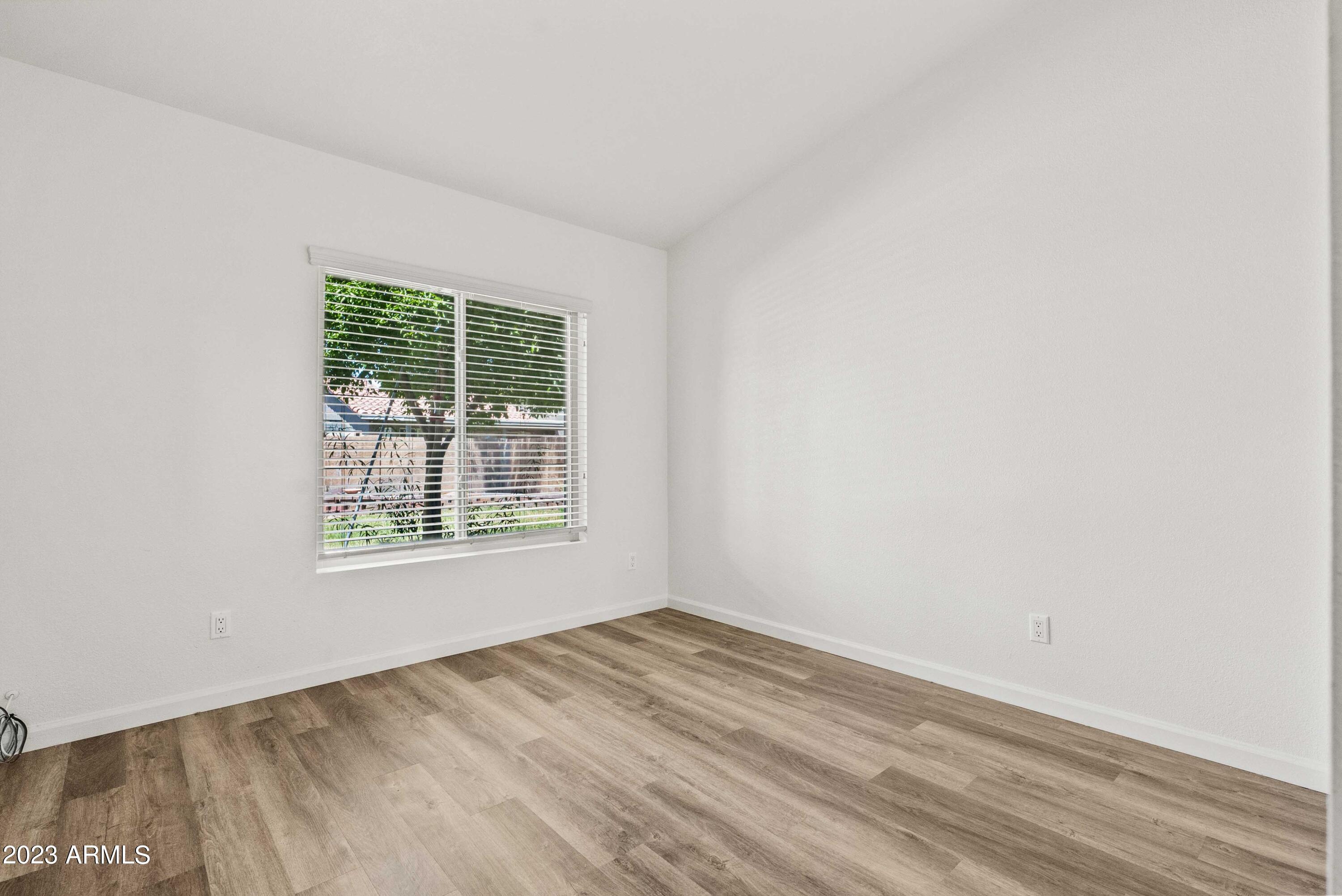 832 N Poplar Court