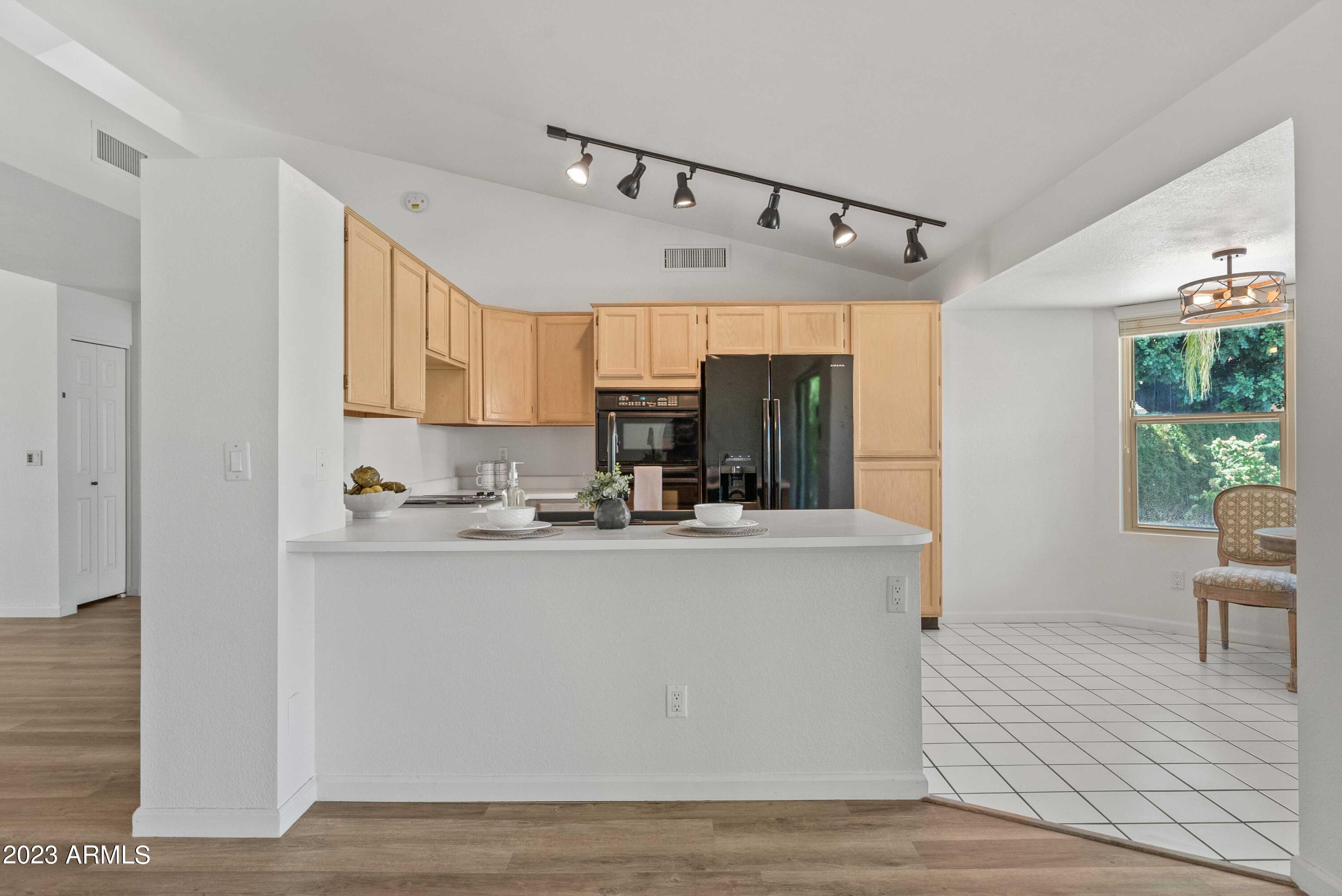 832 N Poplar Court
