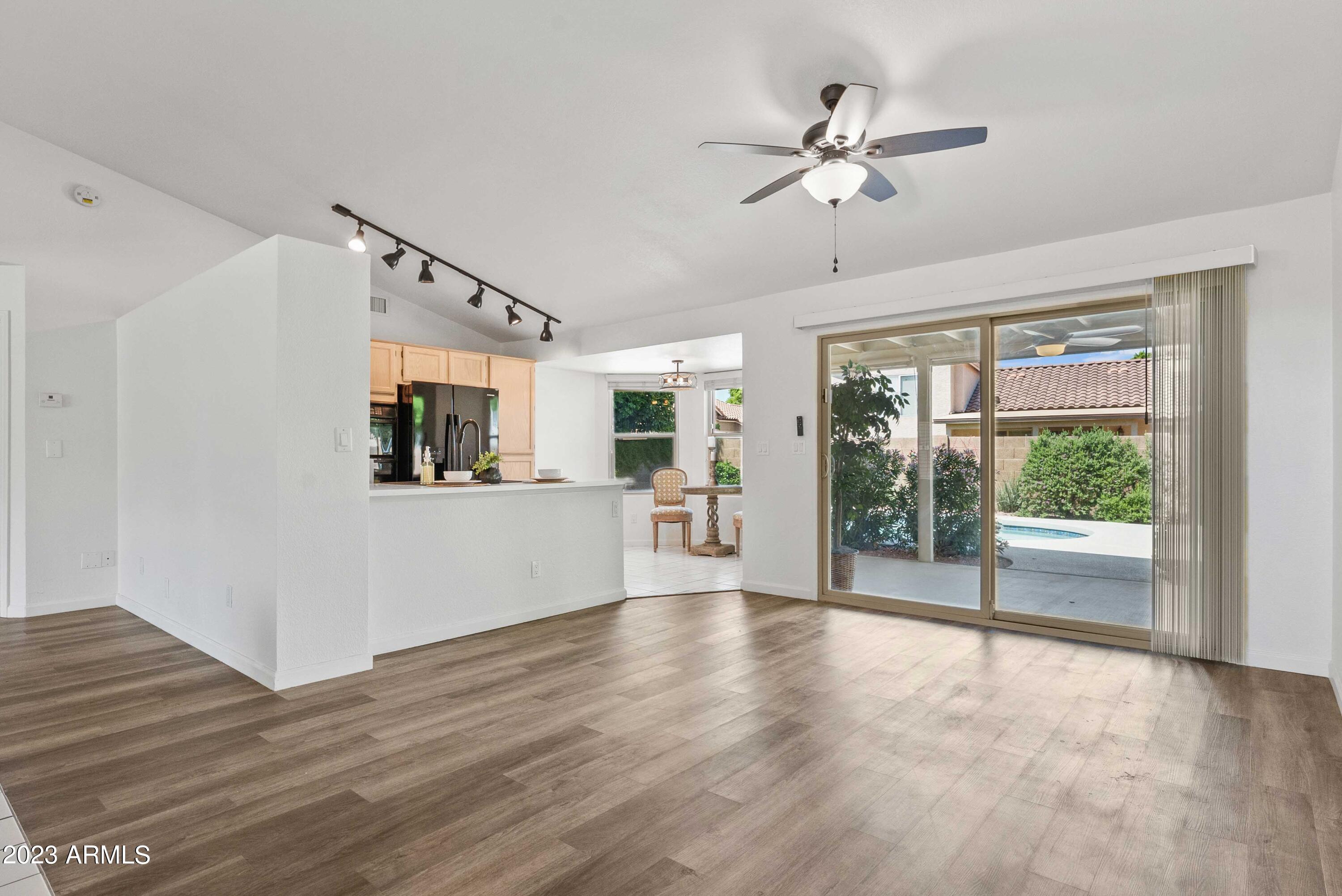 832 N Poplar Court
