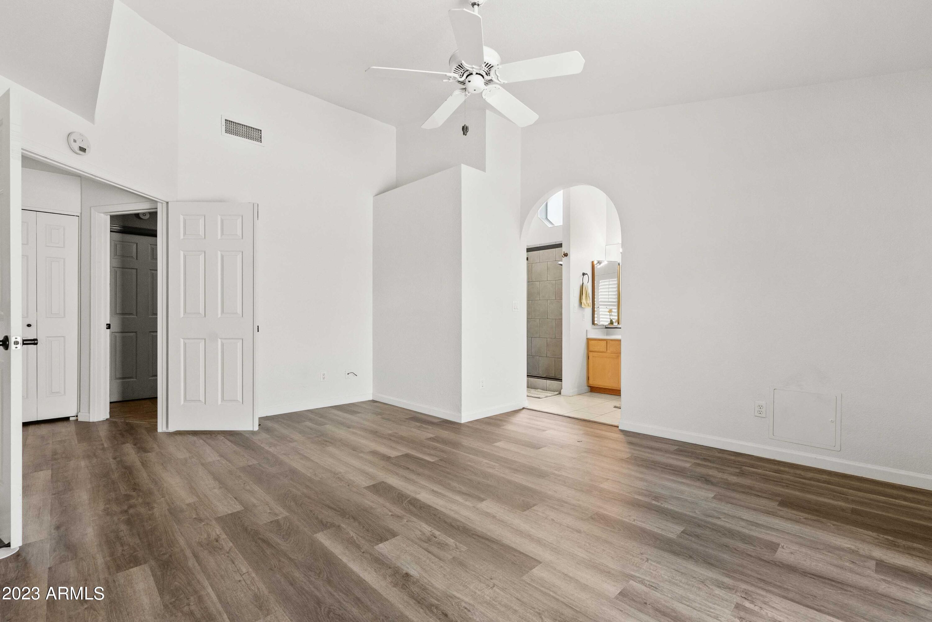 832 N Poplar Court