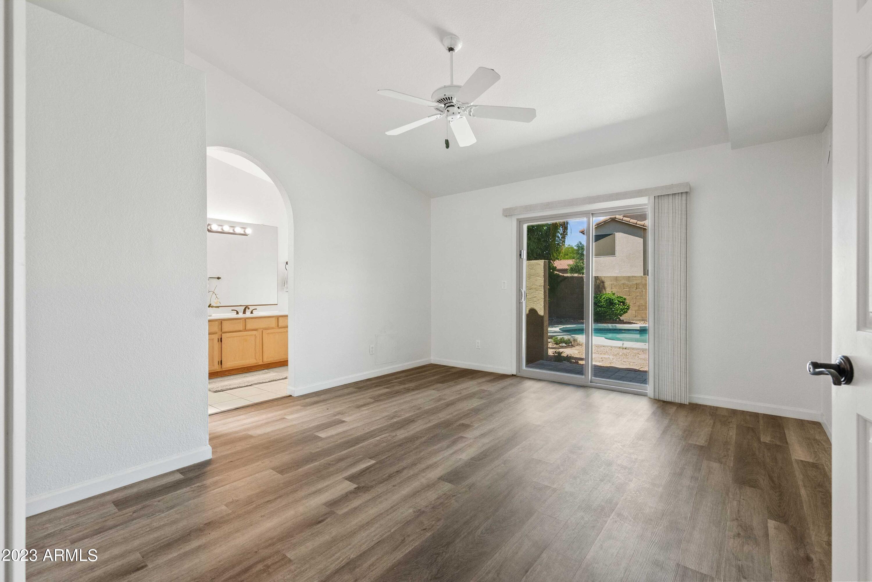 832 N Poplar Court