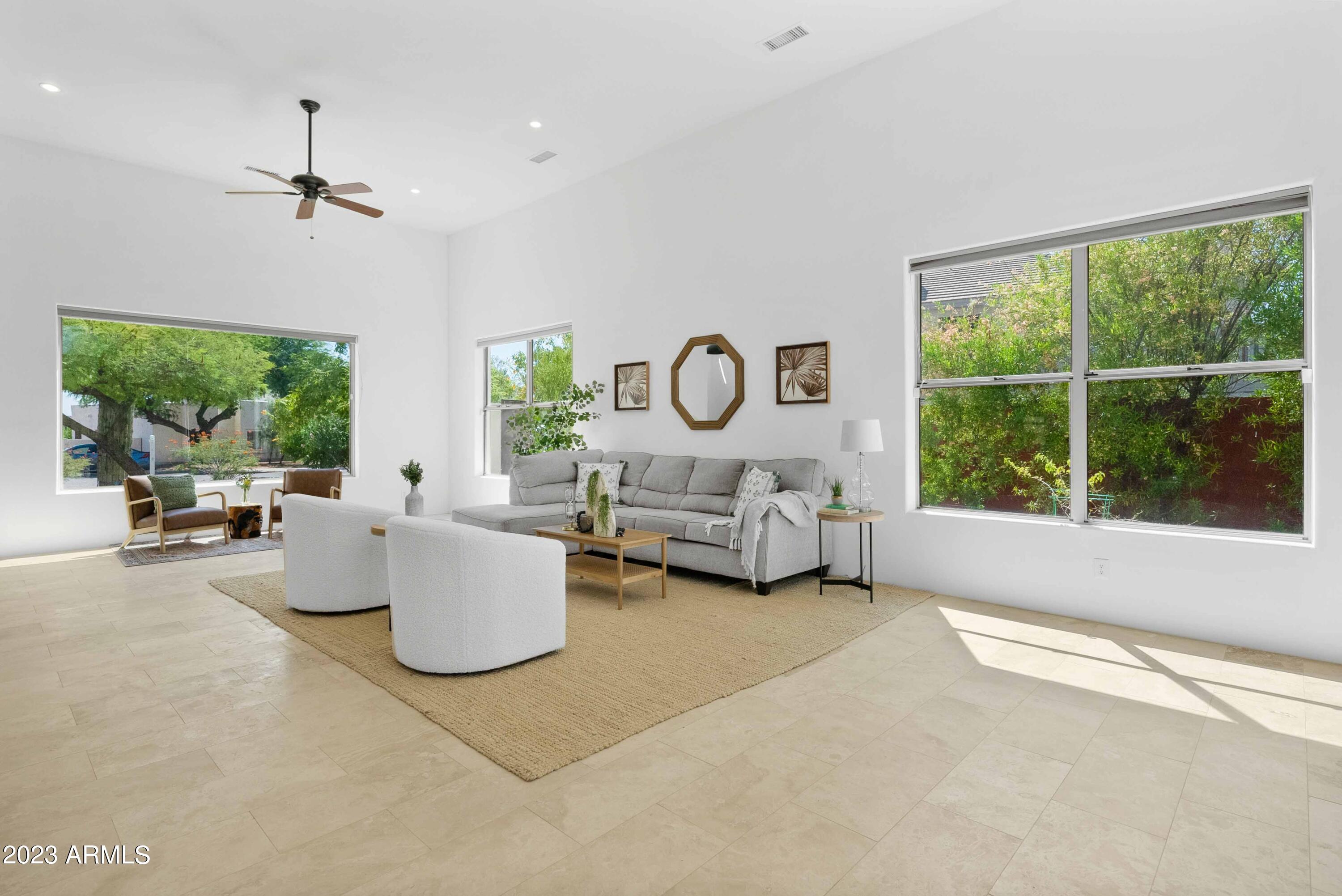 3611 E AHWATUKEE Drive